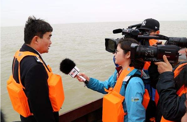 “陈谈强讲座视频：走马观花看重庆”